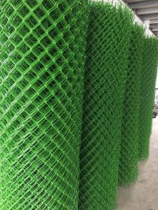 Giá lưới B40 tại Hà Nội là lưới tạo bằng cách đan sợi thép thành nhiều mắt lưới.